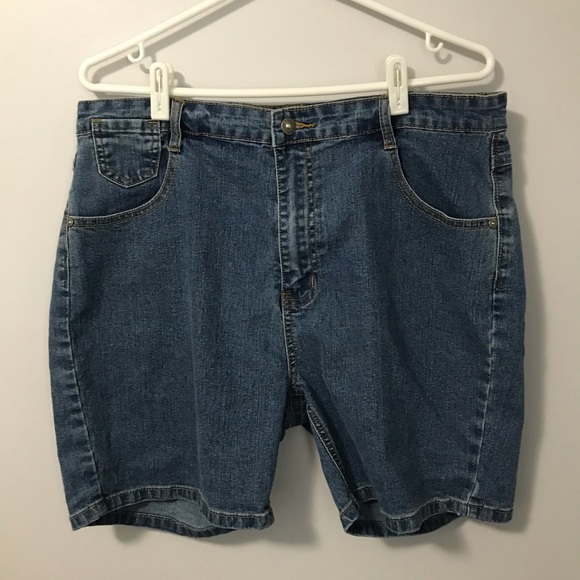 JeanBay Embellished Jean Shorts, Size 16, Colour Dark Denim. - Picture 3 of 10